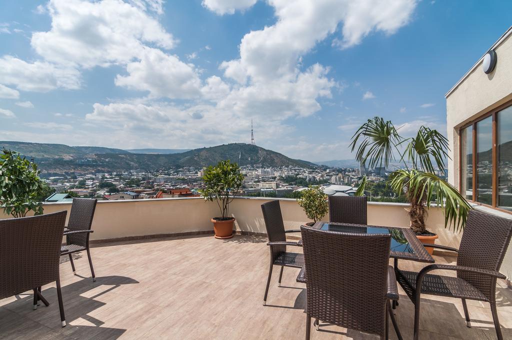 Liva Hotel Tbilisi Exterior photo